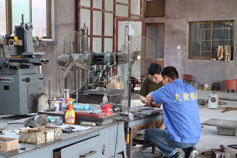 車間及設(shè)備